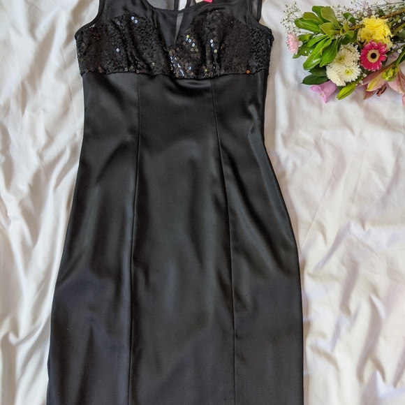 Black Betsey Johnson cocktail dress - Picture 5 of 6